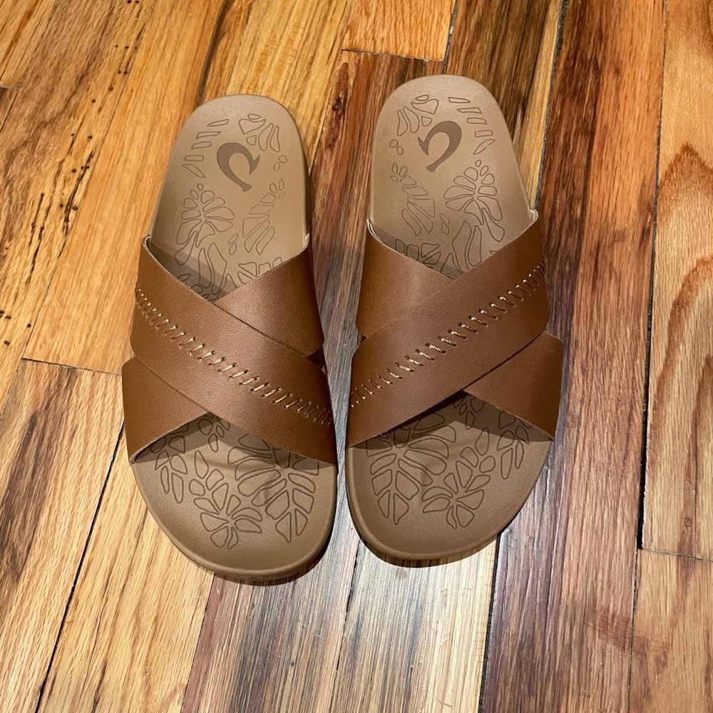 OluKai Kipea Olu Sandal - NEW